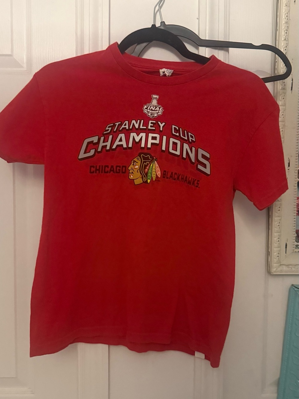 Source Unknown Red Chicago Blackhawks Stanley Cup Champions Short Sleeve Tee